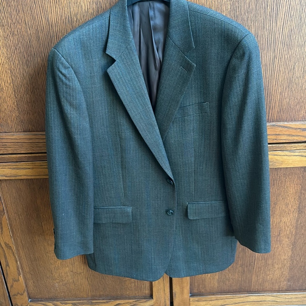 Houndstooth blazer.